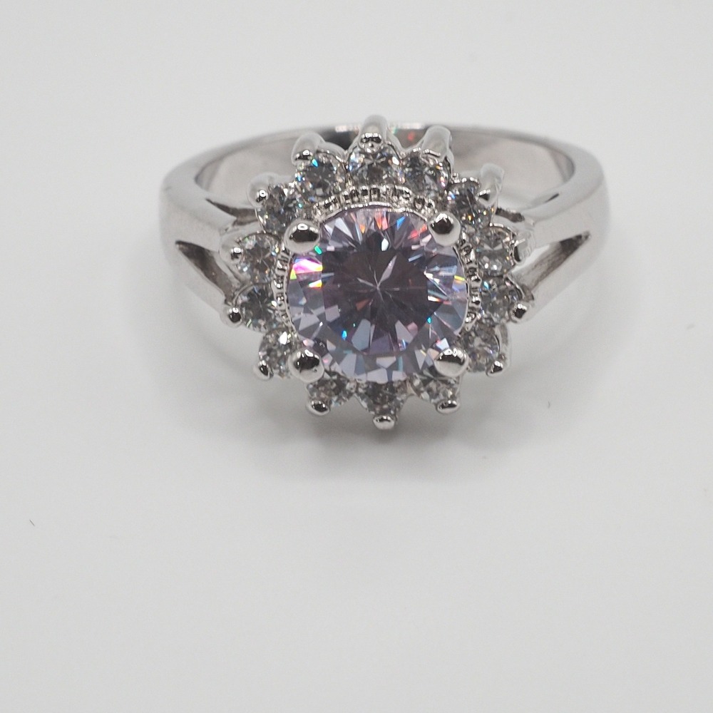 Unbranded Ring Womens 7 Silver Halo Cubic Zirconia Cocktail Wedding Prom Jewelry